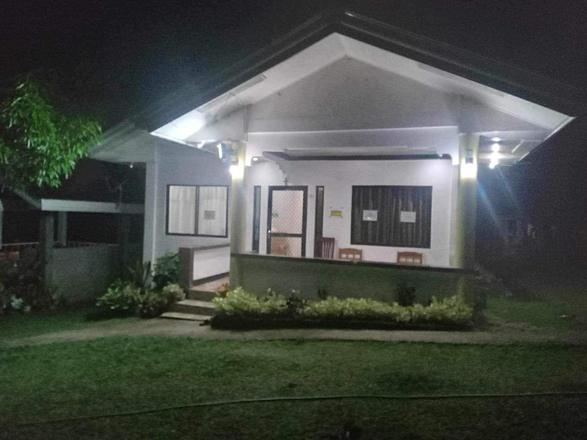 Balai Mariacaria Pension House Guindulman Exterior photo